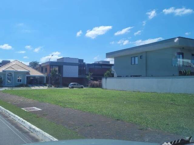 Terreno para Venda em São José dos Campos - 3