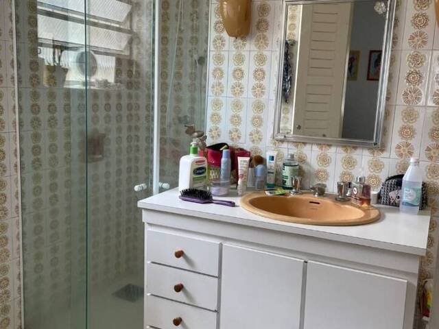 Casa para Venda em São José dos Campos - 4