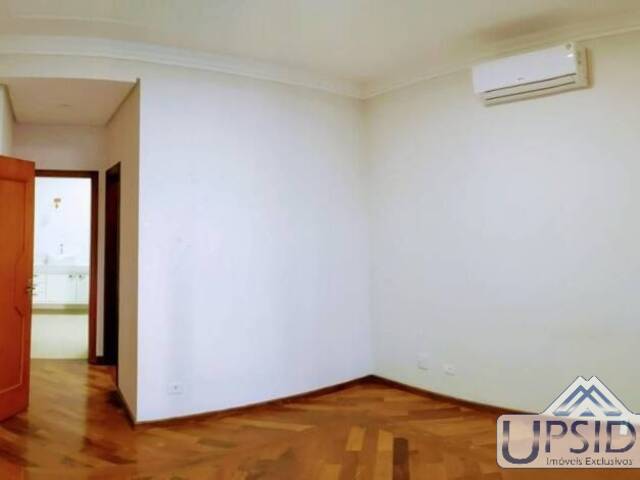 Casa para Venda em São José dos Campos - 5