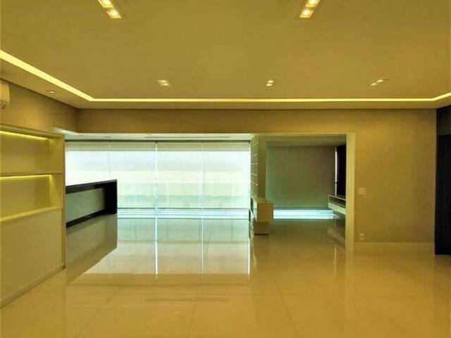 Apartamento para Venda em São José dos Campos - 3