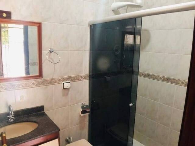 Casa para Venda em São José dos Campos - 4