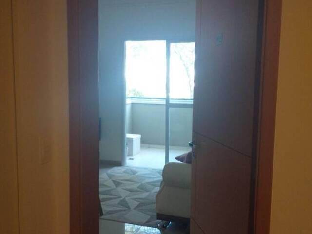 Apartamento para Venda em São José dos Campos - 2