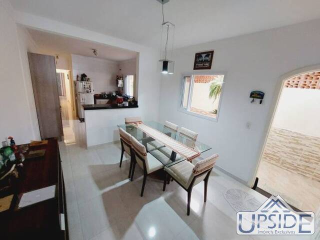 Casa para Venda em São José dos Campos - 2