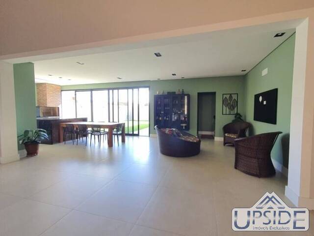 Casa para Venda em São José dos Campos - 3