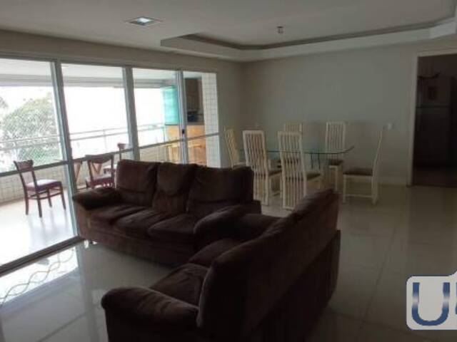 Apartamento para Venda em São José dos Campos - 2