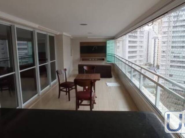 Apartamento para Venda em São José dos Campos - 4