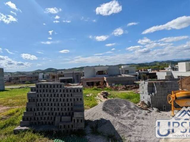 Terreno para Venda em São José dos Campos - 2