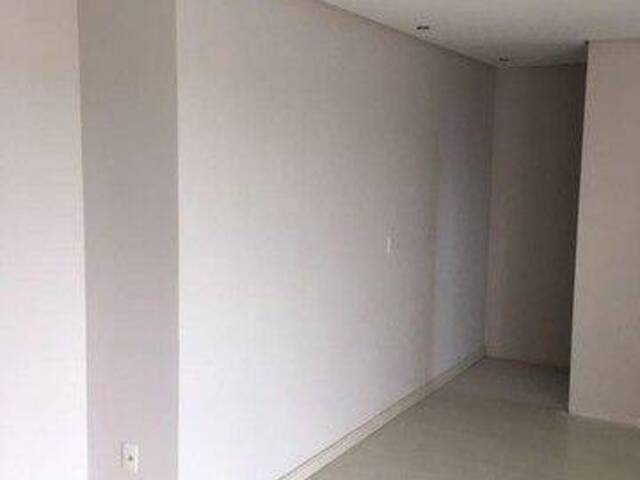 Apartamento para Venda em São José dos Campos - 3