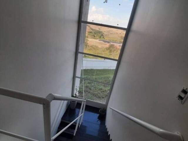 Casa para Venda em Jacareí - 3