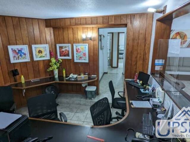 Casa para Venda em São José dos Campos - 5