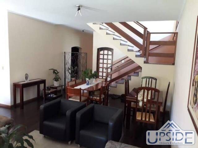 Casa para Venda em São José dos Campos - 3