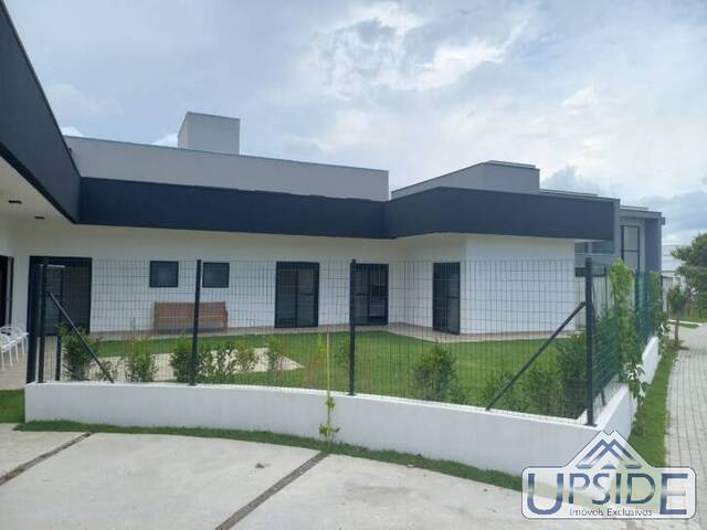 Casa para Venda em São José dos Campos - 3