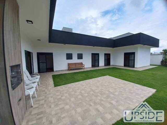 Casa para Venda em São José dos Campos - 4