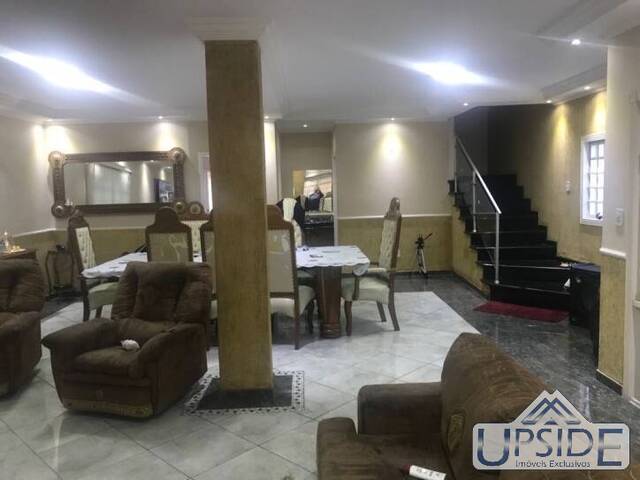 Casa para Venda em São José dos Campos - 3