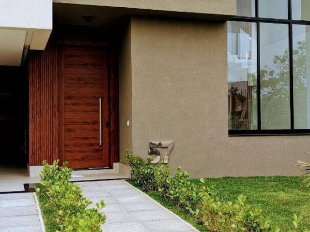 Casa para Venda em São José dos Campos - 3