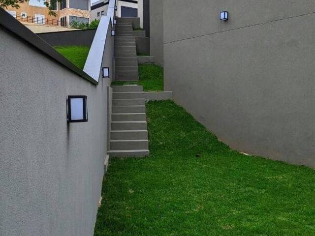 Casa para Venda em São José dos Campos - 4