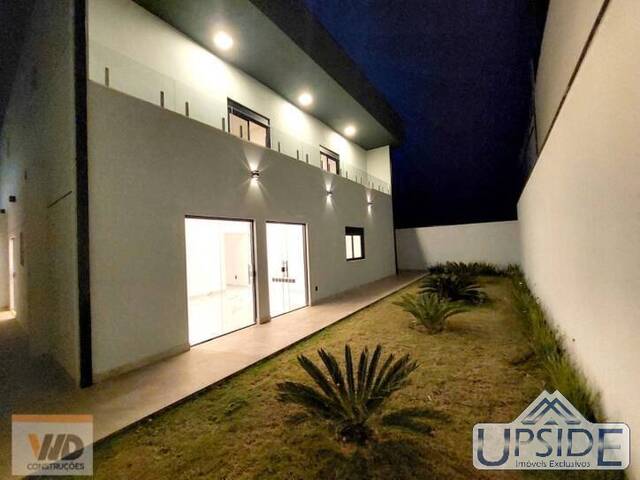 Casa para Venda em São José dos Campos - 3