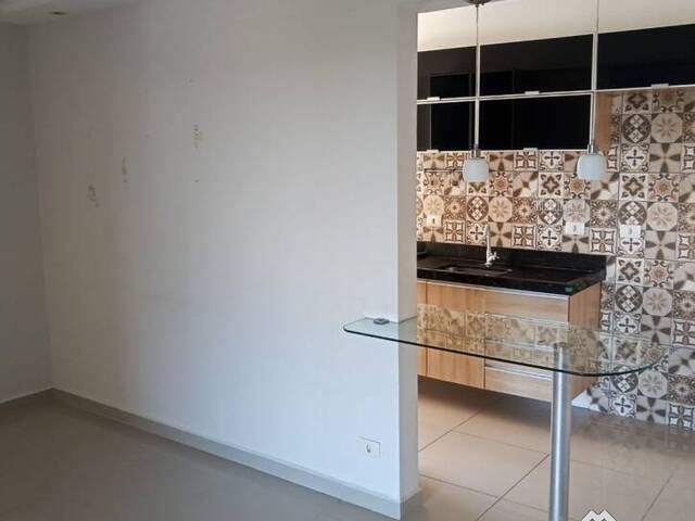 Apartamento para Venda em São José dos Campos - 2