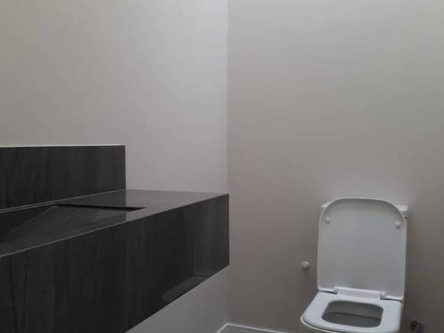 Casa para Venda em São José dos Campos - 5