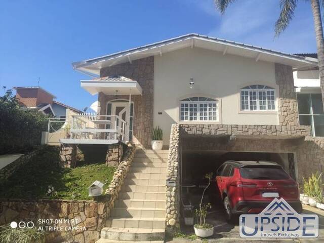 Casa para Venda em São José dos Campos - 3