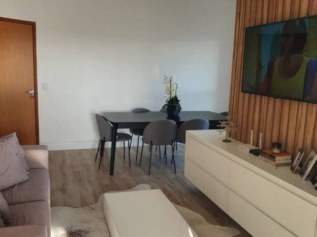 Apartamento para Venda em São José dos Campos - 4