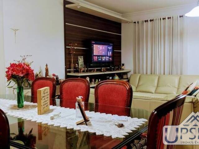 Casa para Venda em São José dos Campos - 5