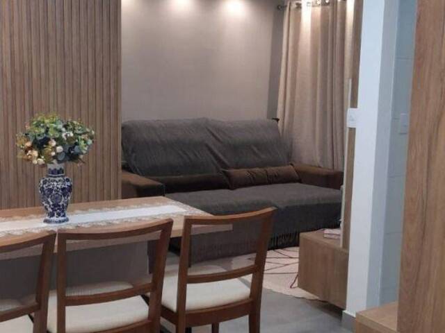 Apartamento para Venda em São José dos Campos - 2