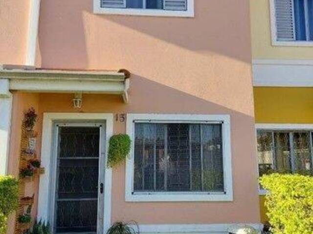 Casa para Venda em São José dos Campos - 3