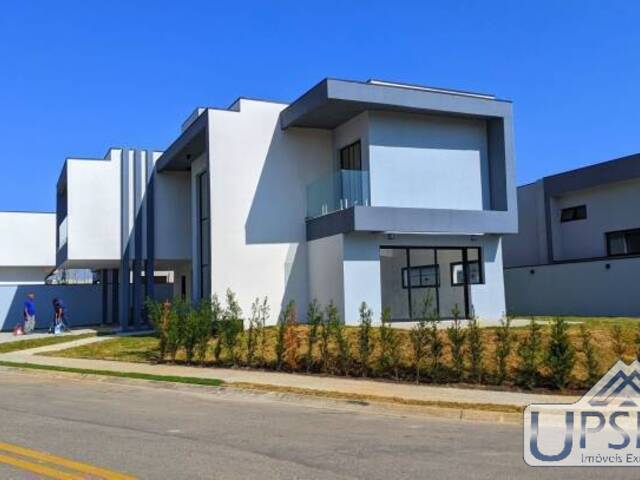 Casa para Venda em São José dos Campos - 2