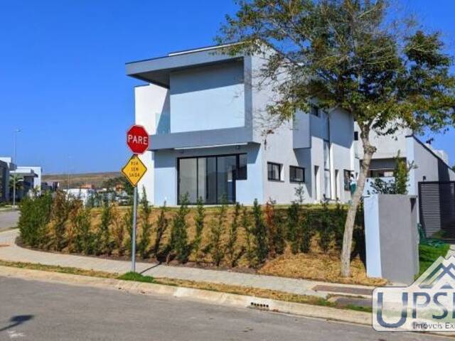 Casa para Venda em São José dos Campos - 3
