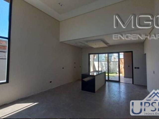 Casa para Venda em São José dos Campos - 4