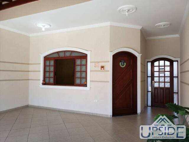 Casa para Venda em São José dos Campos - 4