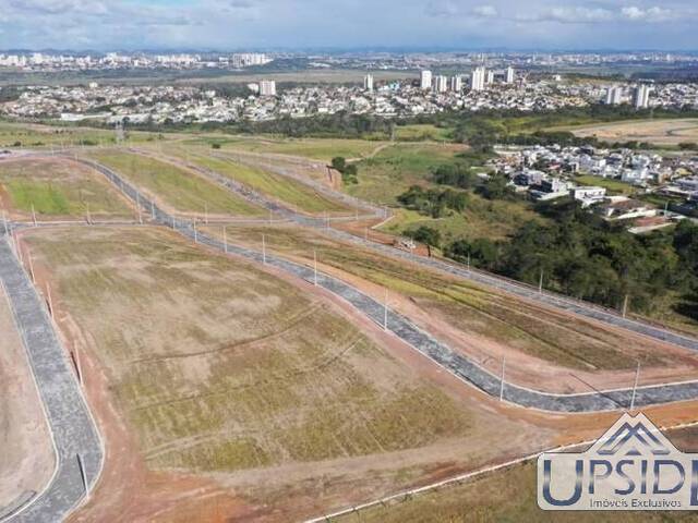 Terreno para Venda em São José dos Campos - 2