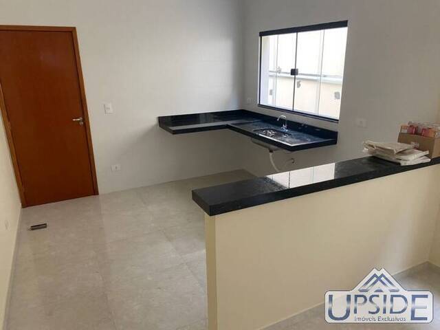 Casa para Venda em São José dos Campos - 3