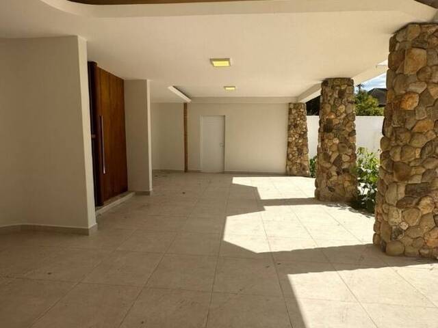 Casa para Venda em São José dos Campos - 2