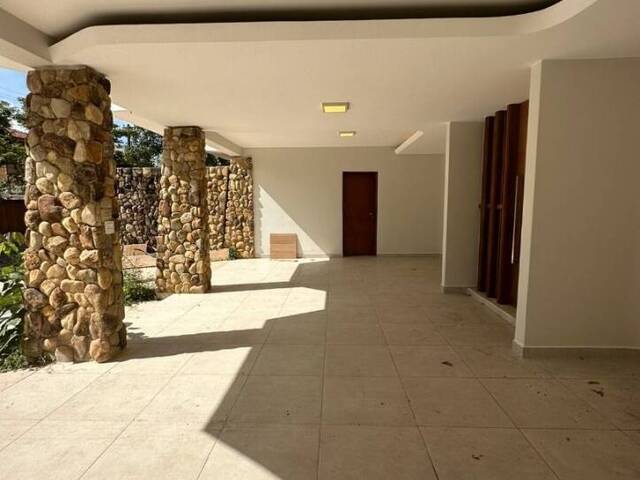 Casa para Venda em São José dos Campos - 3