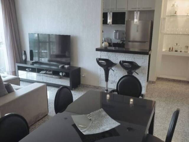 Apartamento para Venda em São José dos Campos - 4