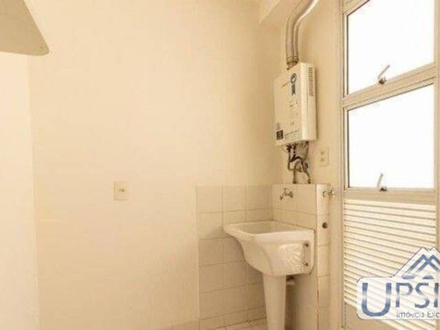 Apartamento para Venda em São José dos Campos - 2