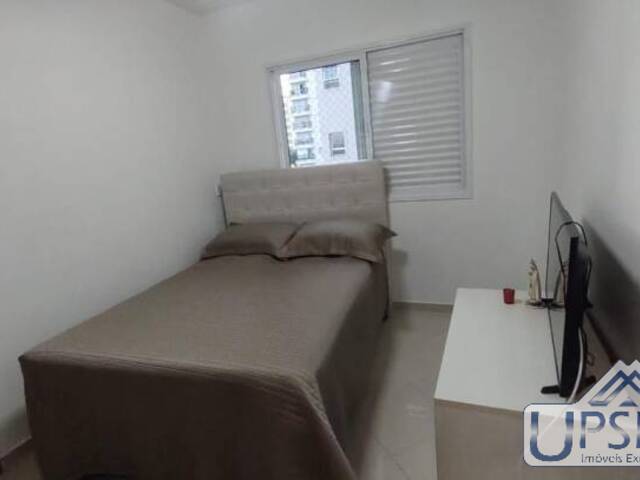 Apartamento para Venda em São José dos Campos - 2