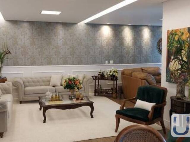 Apartamento para Venda em São José dos Campos - 2