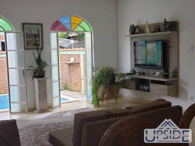 Casa para Venda em São José dos Campos - 3