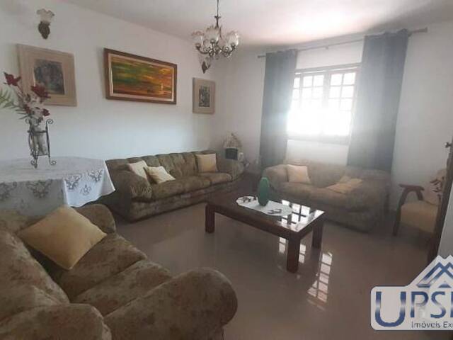 Casa para Venda em São José dos Campos - 3