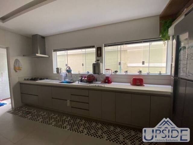 Casa para Venda em São José dos Campos - 4