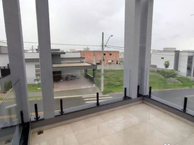 Casa para Venda em São José dos Campos - 4