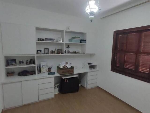 Casa para Venda em São José dos Campos - 2