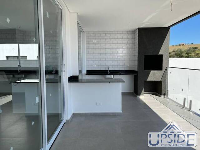 Casa para Venda em São José dos Campos - 3